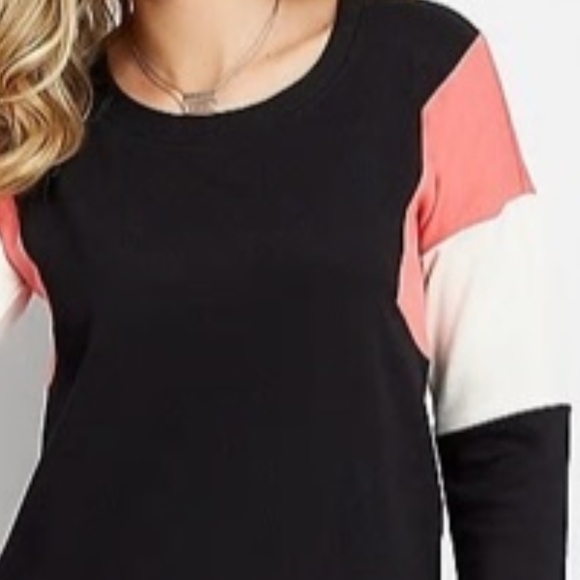 *** SOLD *** Maurices Black Colorblock Sweatshirt - Picture 2 of 2
